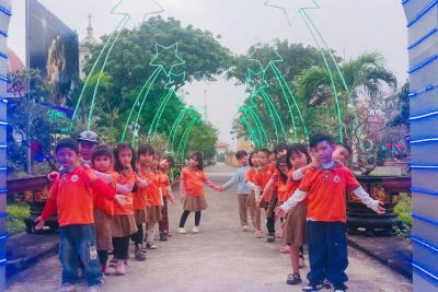 HOẠT ĐỘNG TRẢI NGHIỆM THAM QUAN NHÀ THỜ DỊP LỄ GIÁNG SINH 2025 TẠI GIÁO XỨ HOÁ LỘC